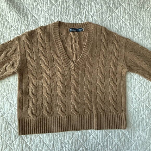 Ralph Lauren Camel V-Neck Cable Sweater - Picture 3 of 10